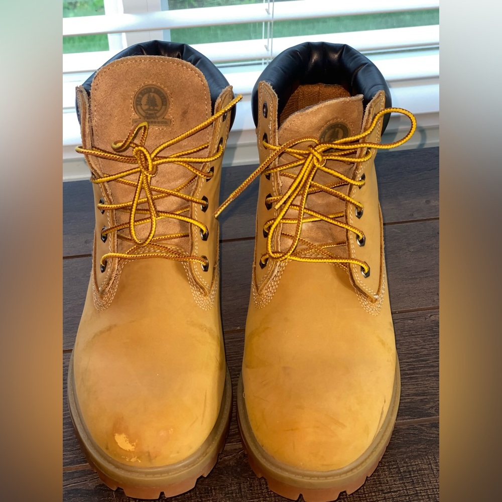 G H Bass & Co. Waterproof Leather Killington Boots - Picture 4 of 15